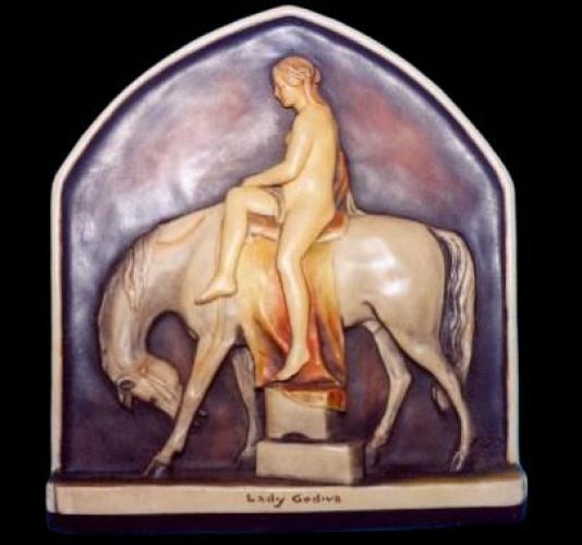Lady Godiva 7x6 (Free Standing)